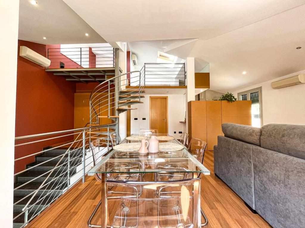 지로나 Loft Cort Reial Atico In The Heart Of The Old Town 아파트 외부 사진